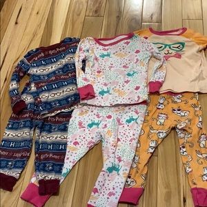 Set of 3-2T pajamas